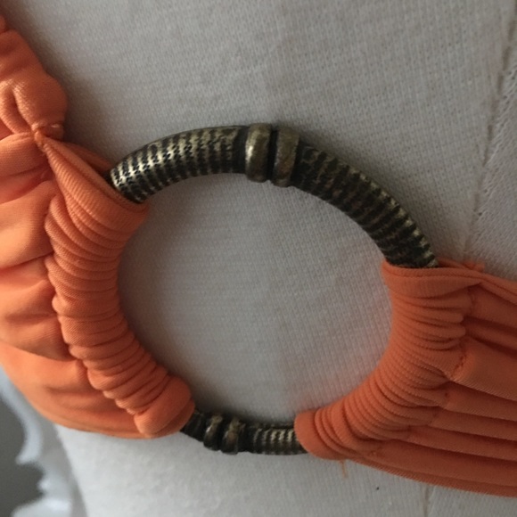 🌺 Lenny / Brazil
Fabulous Orange Halter Style Top - Picture 5 of 6